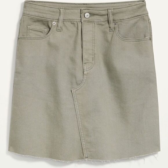 Old Navy High Waisted Button Fly Cut off Mini Jean Skirt - Picture 4 of 9